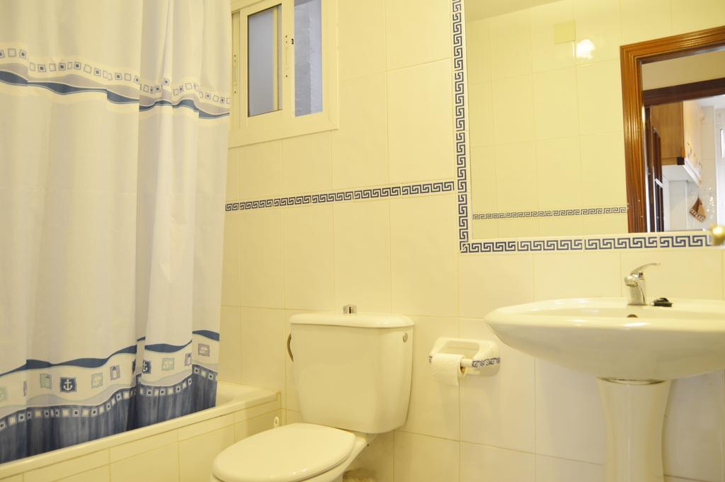 Apartamento Malaga Centro Apartment Стая снимка